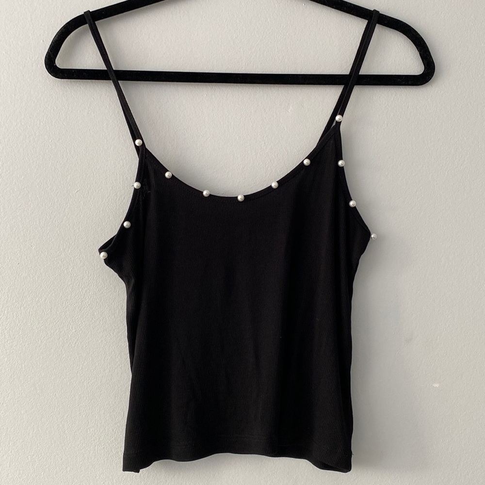 NWT black with Pearl detail tank size L